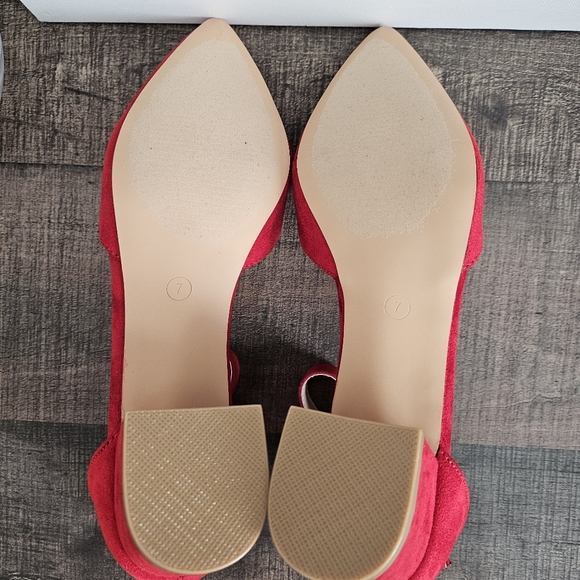🆕️Women Closed Toe Pointed Heels Low Block Chunky Pumps in Red SZ 7 - Picture 8 of 10